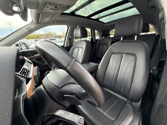 2023 Audi Q5 45 S line Premium quattro