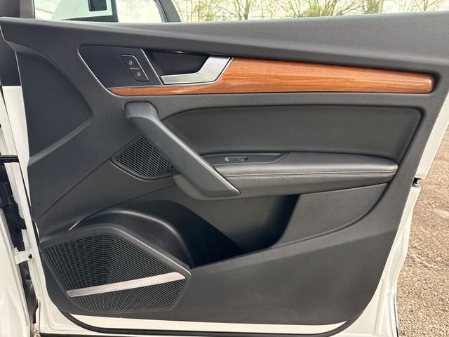 2023 Audi Q5 45 S line Premium quattro