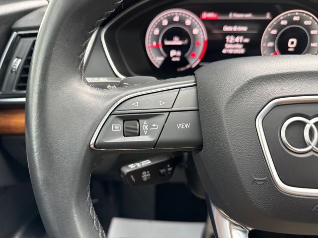 2023 Audi Q5 45 S line Premium quattro