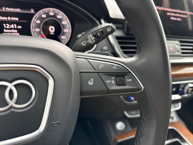2023 Audi Q5 45 S line Premium quattro