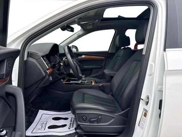 2023 Audi Q5 45 S line Premium quattro