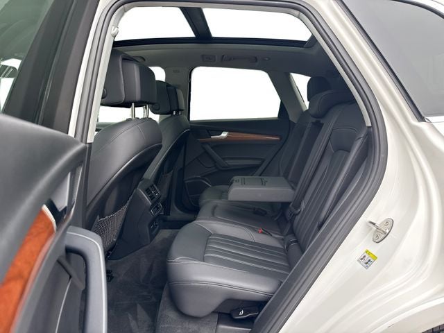 2023 Audi Q5 45 S line Premium quattro