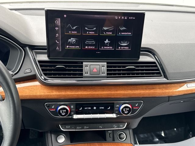 2023 Audi Q5 45 S line Premium quattro