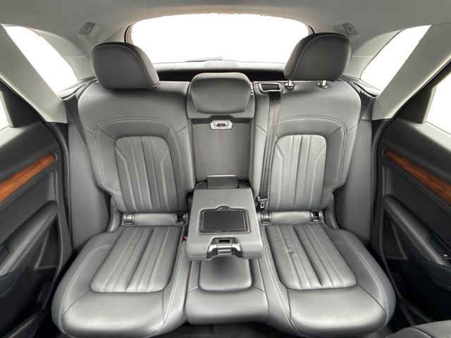 2023 Audi Q5 45 S line Premium quattro