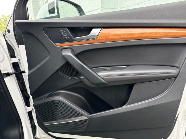 2023 Audi Q5 45 S line Premium quattro