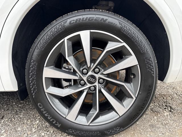 2023 Audi Q5 45 S line Premium quattro