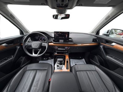 2023 Audi Q5 45 S line Premium quattro