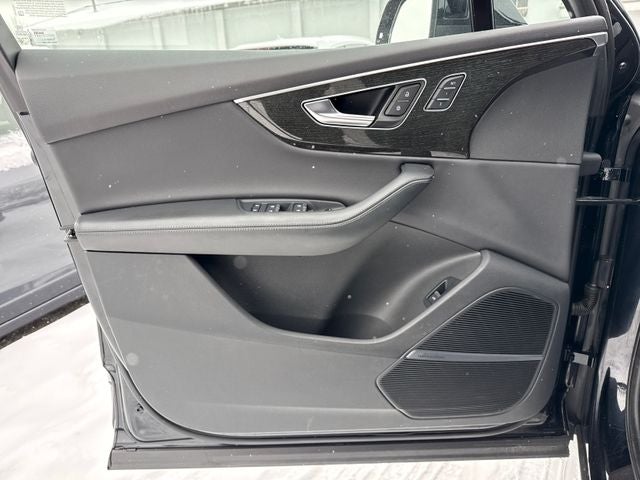 2021 Audi Q7 55 Prestige quattro