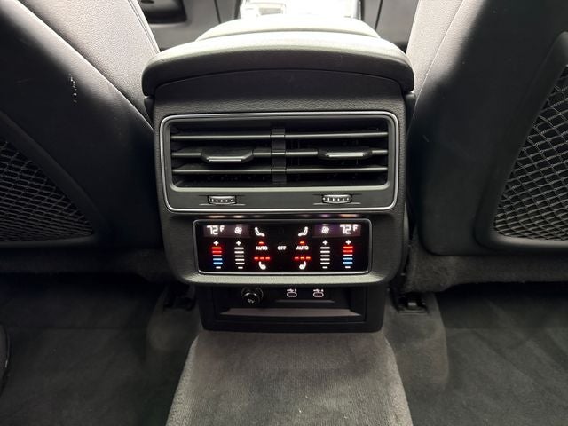 2021 Audi Q7 55 Prestige quattro