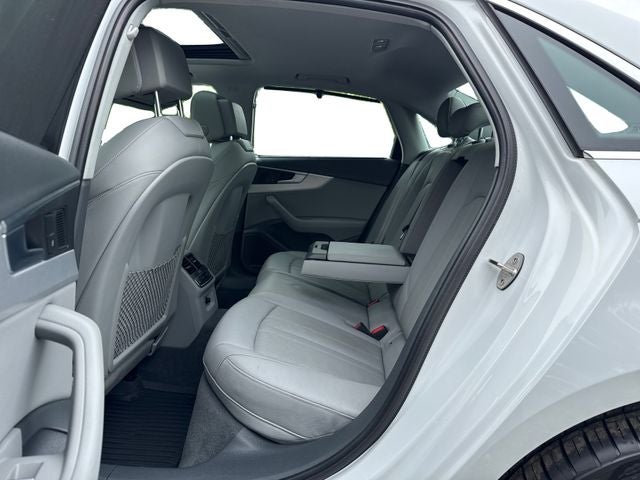 2017 Audi A4 2.0T Prestige quattro
