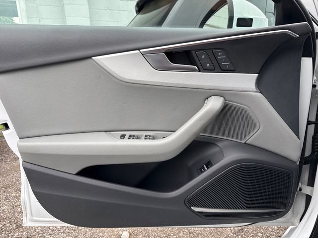 2017 Audi A4 2.0T Prestige quattro