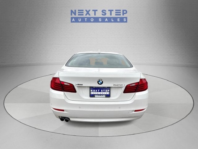 2015 BMW 5 Series 528i xDrive