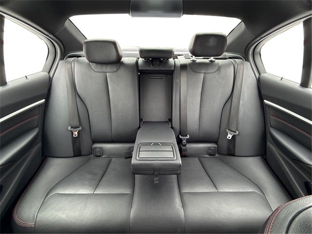 2017 BMW 3 Series 330i xDrive