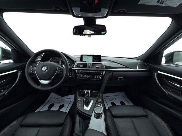 2017 BMW 3 Series 330i xDrive