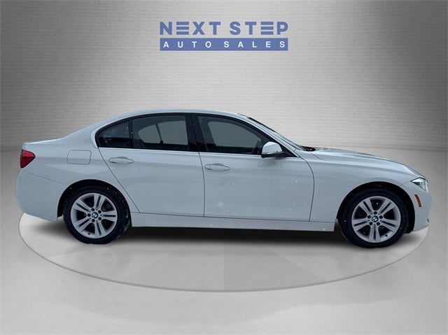 2017 BMW 3 Series 330i xDrive