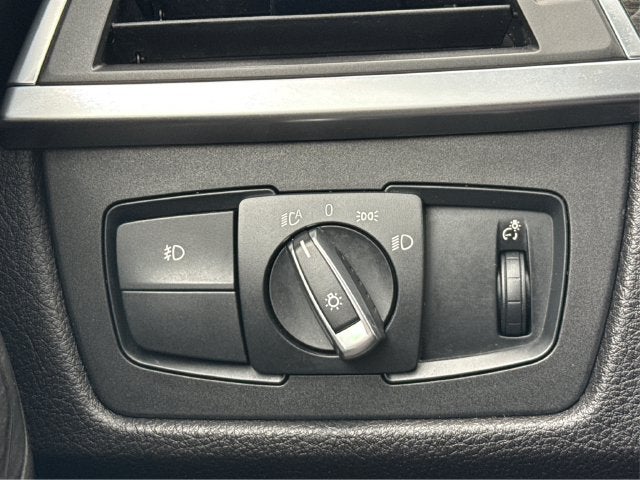 2018 BMW 3 Series 320i xDrive
