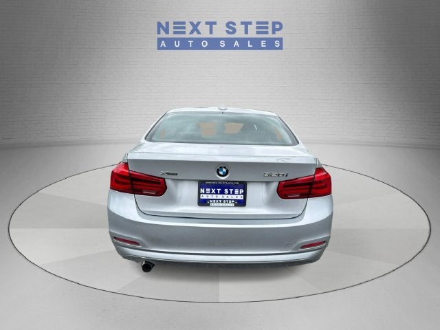 2018 BMW 3 Series 320i xDrive