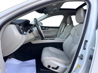 2018 Volvo XC60 T5 Momentum