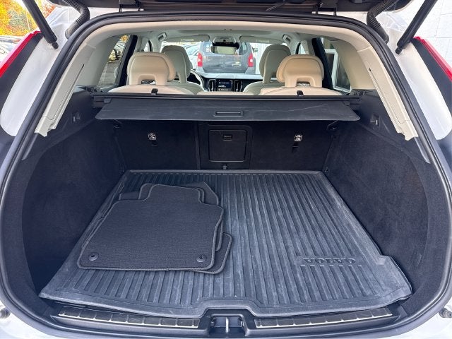 2018 Volvo XC60 T5 Momentum