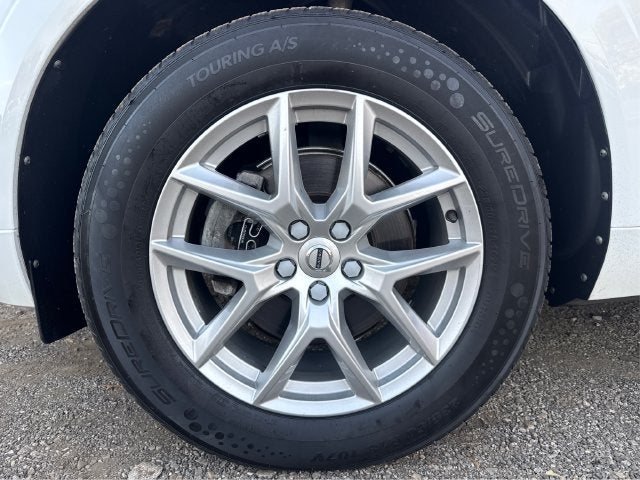 2018 Volvo XC60 T5 Momentum