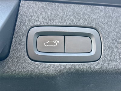 2018 Volvo XC60 T5 Momentum