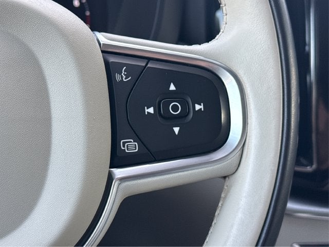 2018 Volvo XC60 T5 Momentum