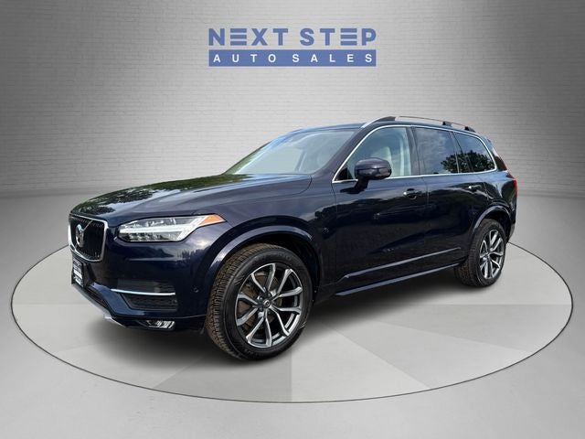 2017 Volvo XC90 T6 Momentum