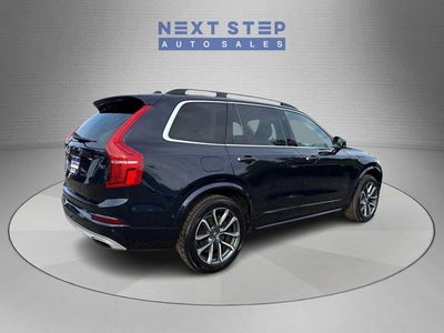 2017 Volvo XC90 T6 Momentum